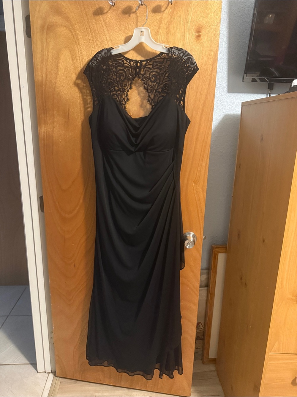 Xscape Black Lace-Back Maxi Dress